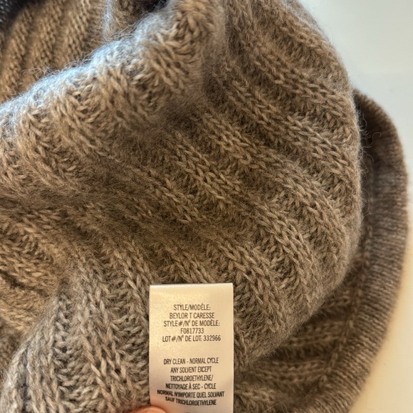 Theory Beylor T Caresse Mohair Yak Wool Turtleneck Sweater Knit Vest Gray P/XS - Picture 14 of 15